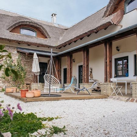 Cselling Udvarhaz Révfülöp Dış mekan fotoğraf